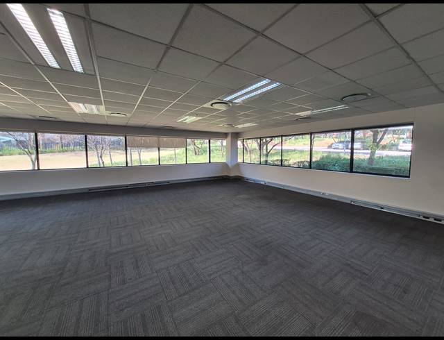 217M² OFFICE TO LET IN WOODMEAD
